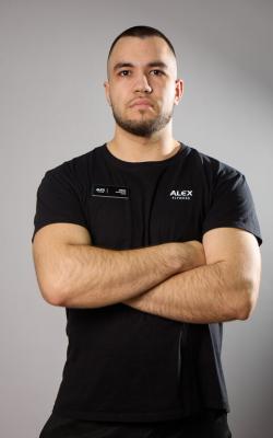 Инструктор тренажерного зала Сабирзянов Айрат