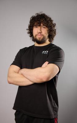 Инструктор групповых программ Фатыхов  Тимур 