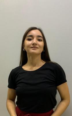 Инструктор групповых программ Вагапова Диляра